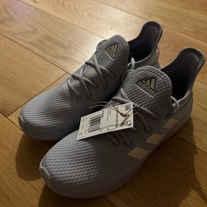 NWT size 8.5 grey Adidas cloud foam sneakers